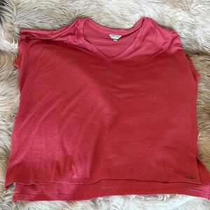 Orvis Coral Short Sleeve V-Neck Tee